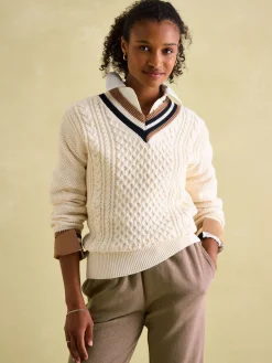 Hot Joules Dawson Cable Knit Cricket Jumper Cream