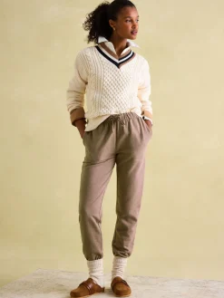 Hot Joules Dawson Cable Knit Cricket Jumper Cream