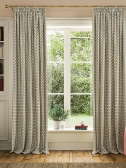 Hot Joules Floral Foulard Set of 2 Green & Cream Blackout Pencil Pleat Curtains Green&Cream