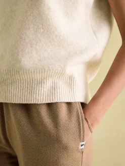 Joules Holly Regular Fit Knitted Vest Cream